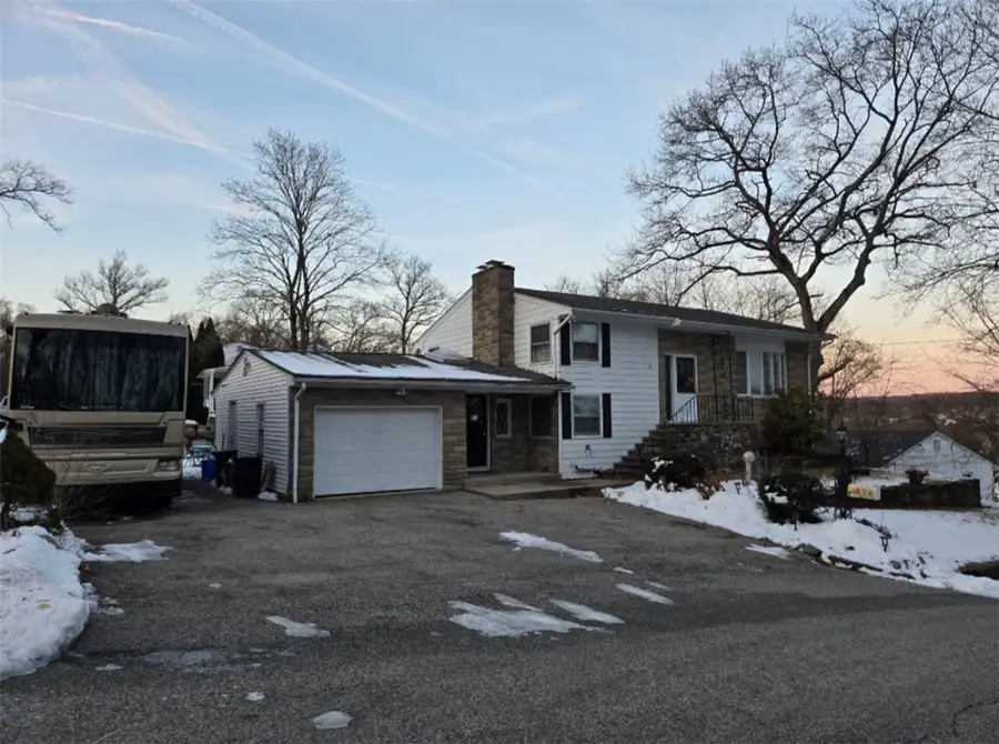 17 Rhode Island Avenue, Johnston, RI 02919 - #2