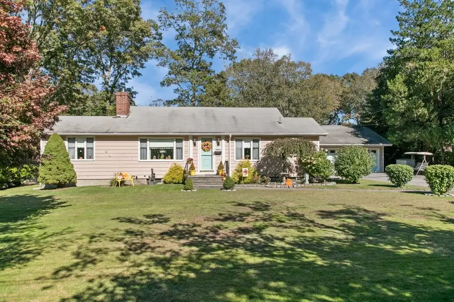 102 Hayden Avenue, Tiverton, RI 02878 - Image #2