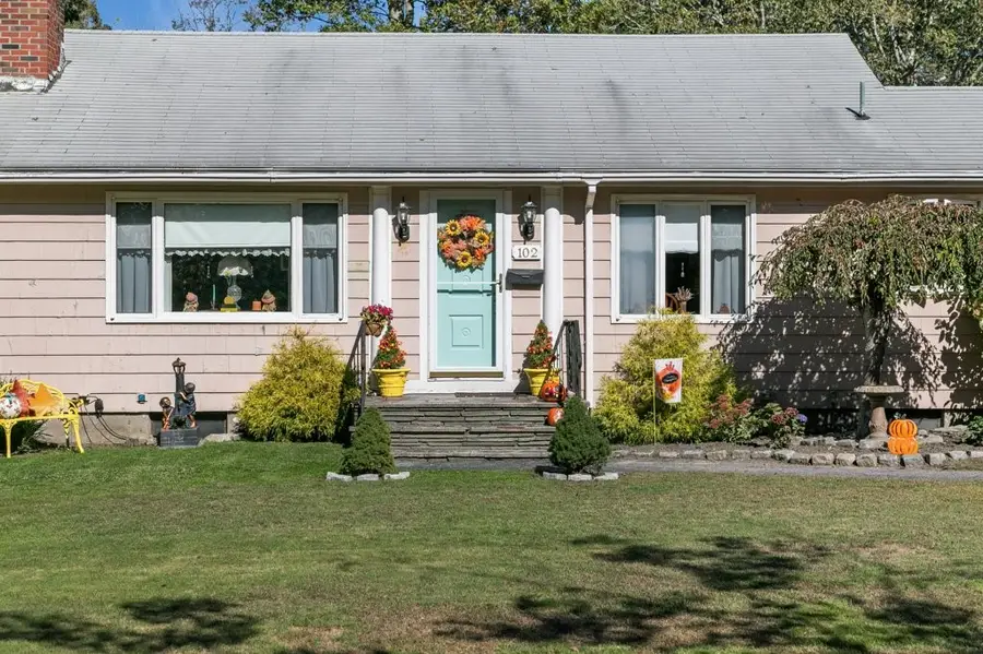102 Hayden Avenue, Tiverton, RI 02878 - Image #3