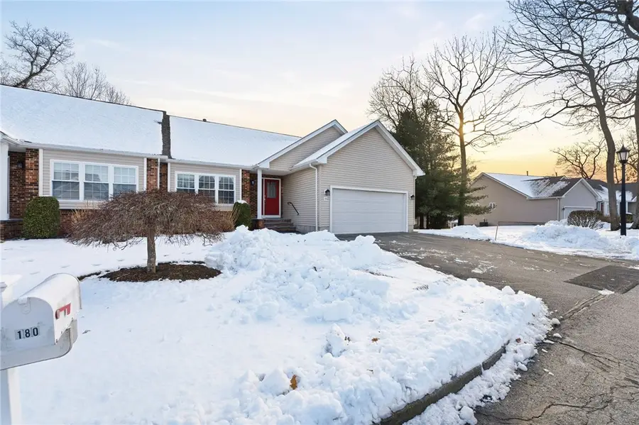 180 Spencer Woods Drive, East Greenwich, RI 02818 - Image #3