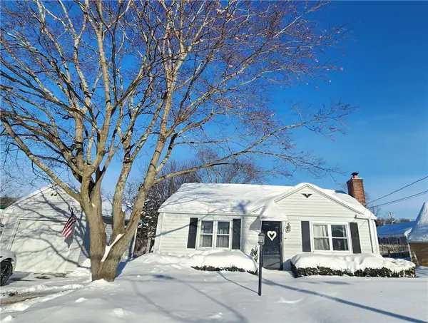 11 Midway Drive, Warwick, RI 02886