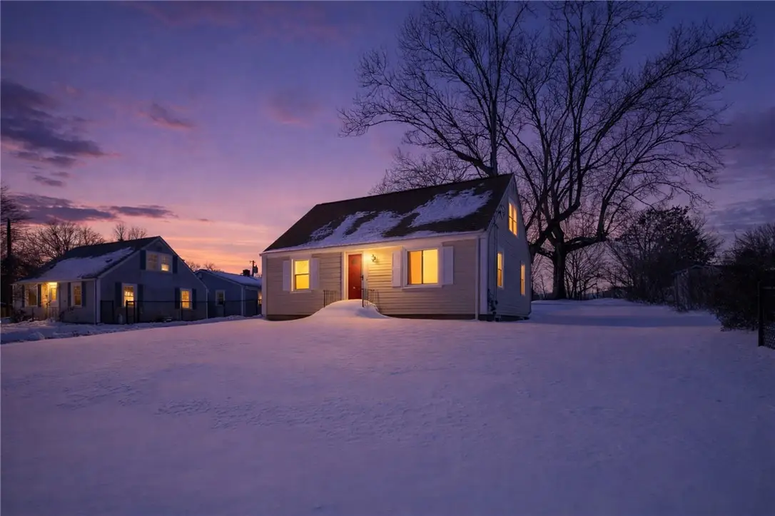 131 Pawtuxet Terrace, West Warwick, RI 02893 - Image #1