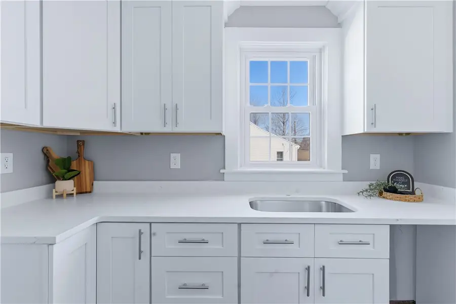 220 Vincent Avenue, East Providence, RI 02914 - #2