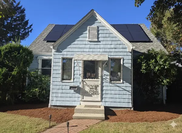 333 Phenix Avenue, Cranston, RI 02920