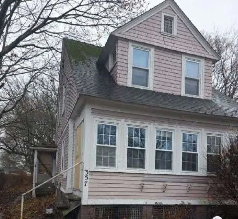 357 Pequot Avenue, Warwick, RI 02889 - Image #1