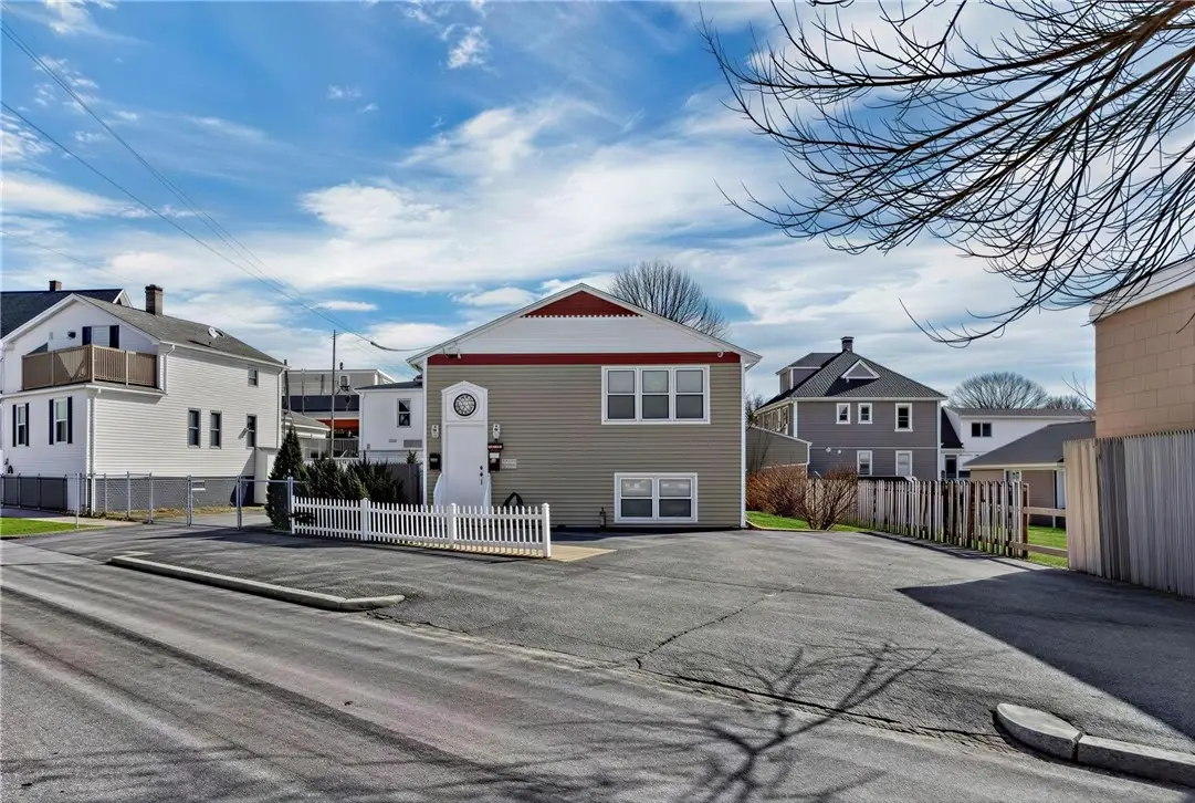 66 Silver Lake Avenue, Providence, RI 02909 - Image #1