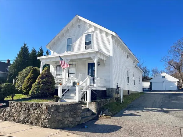 2952 East Main Road, Portsmouth, RI 02871