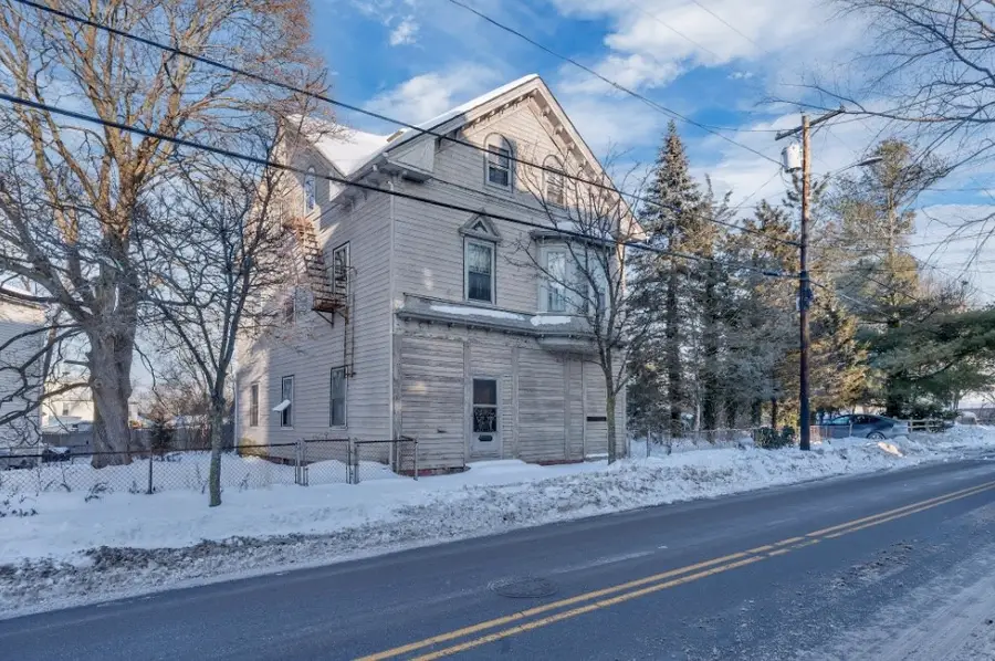 873 Douglas Avenue, Providence, RI 02908 - Image #2