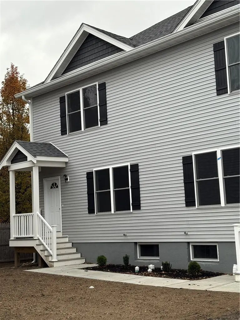 184 Avenue C #E5, Woonsocket, RI 02895 - Image #1