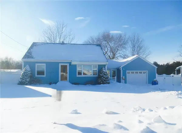 5 Saint Theresa Avenue, Bristol, RI 02809