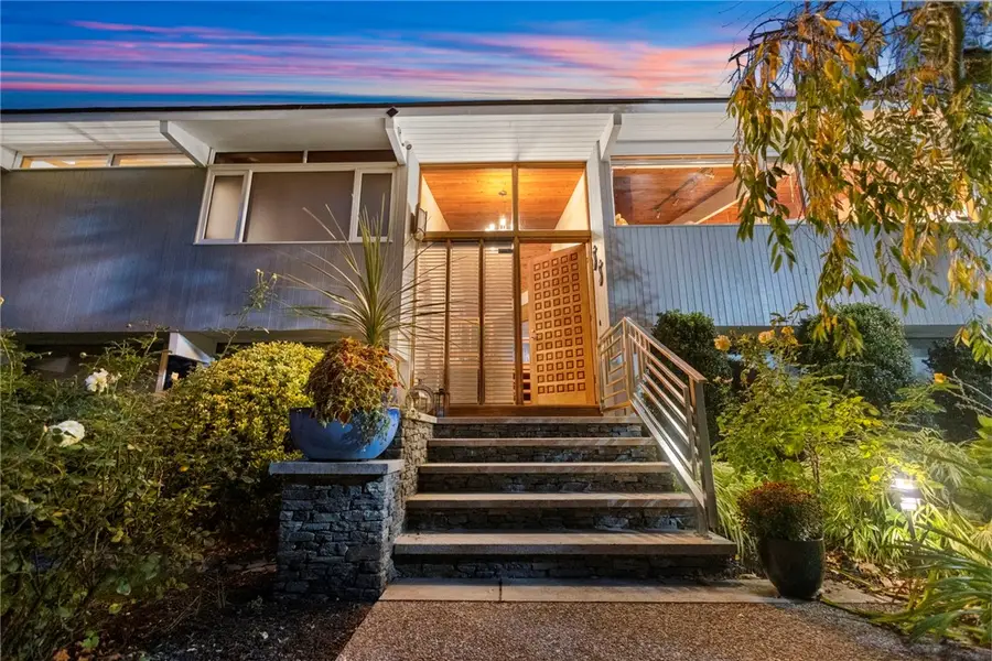 10 Ocean View Drive, Middletown, RI 02842 - #2