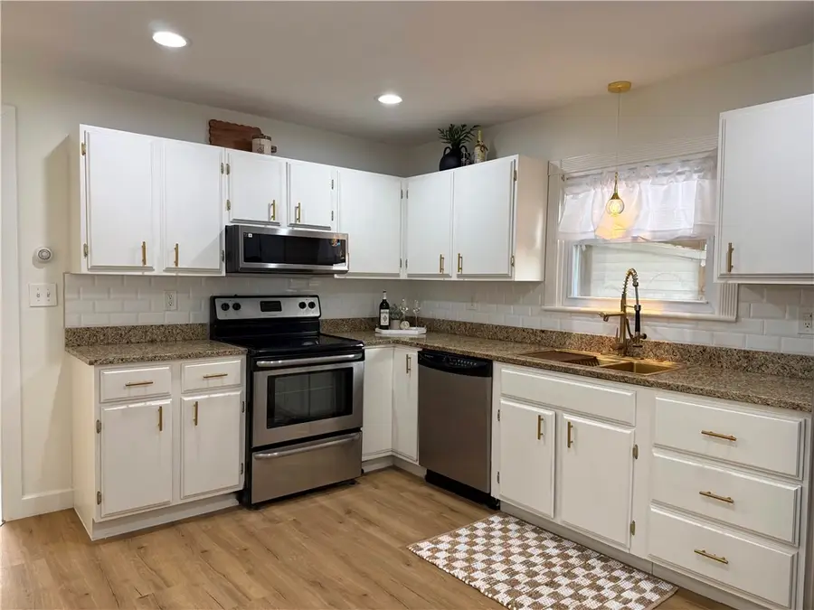 461 River Road, Lincoln, RI 02865 - #3