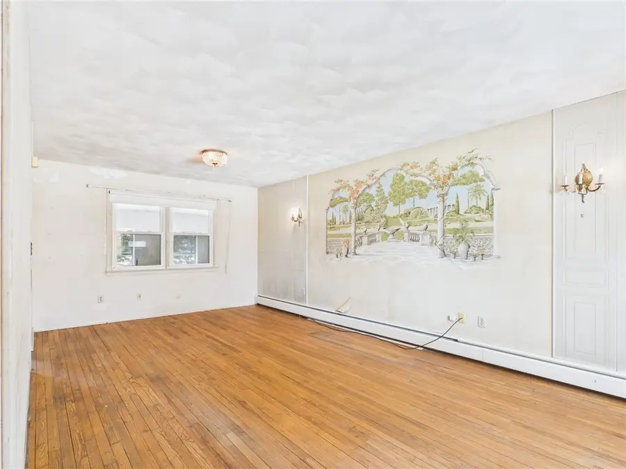 106 Bishop Hill Road, Johnston, RI 02919 - #2