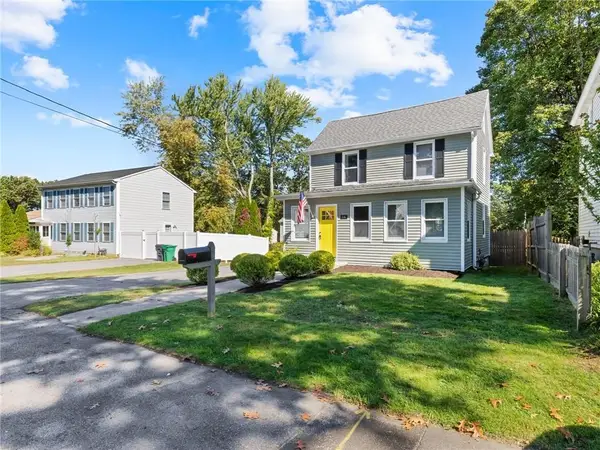 94 Holmes Road, Warwick, RI 02886