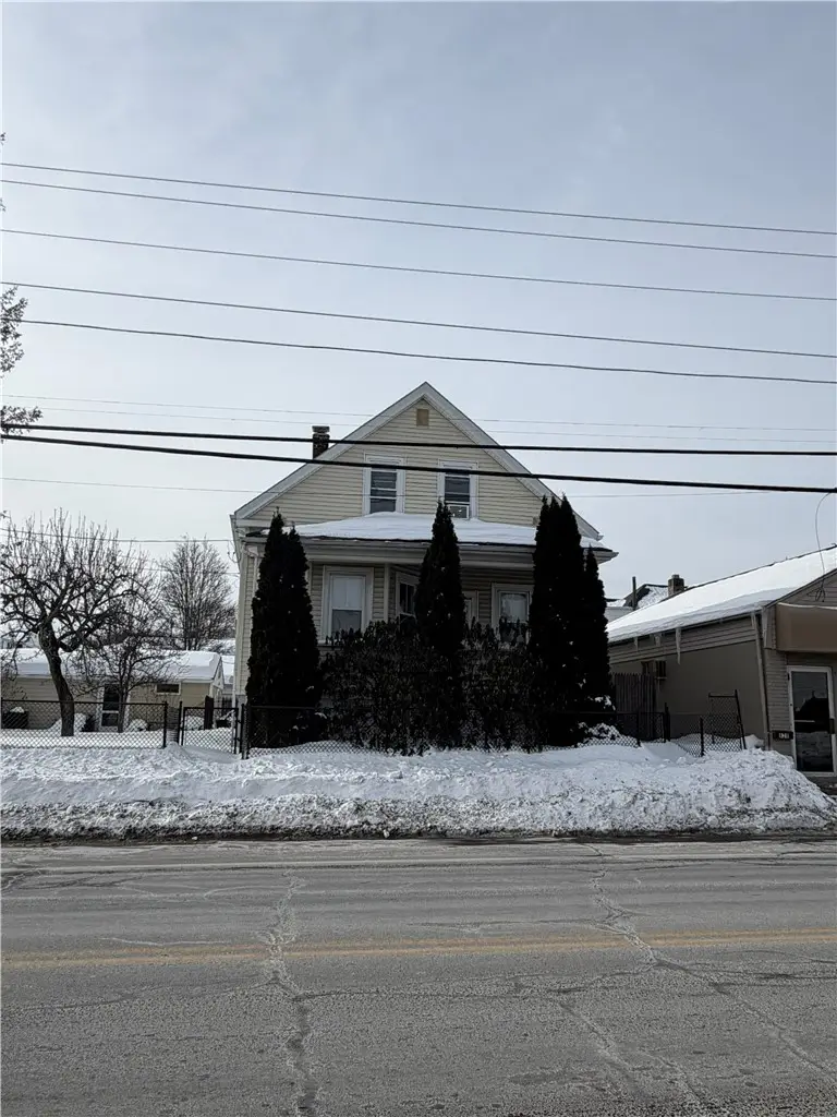 822 Atwood Avenue, Cranston, RI 02920 - Image #2