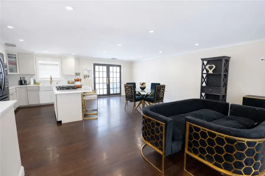 587 Central Avenue, Johnston, RI 02919 - #3