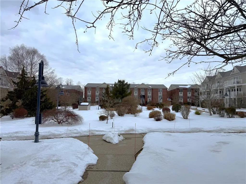 669 Metacom Avenue #25, Bristol, RI 02809 - #1