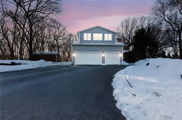 9 Eagle Nest Drive, Lincoln, RI 02865