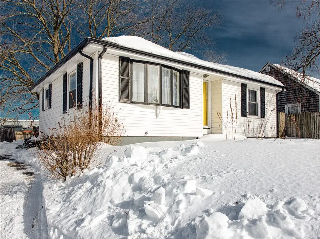 88 Pawtucket Avenue, Rumford, RI 02916 - #1