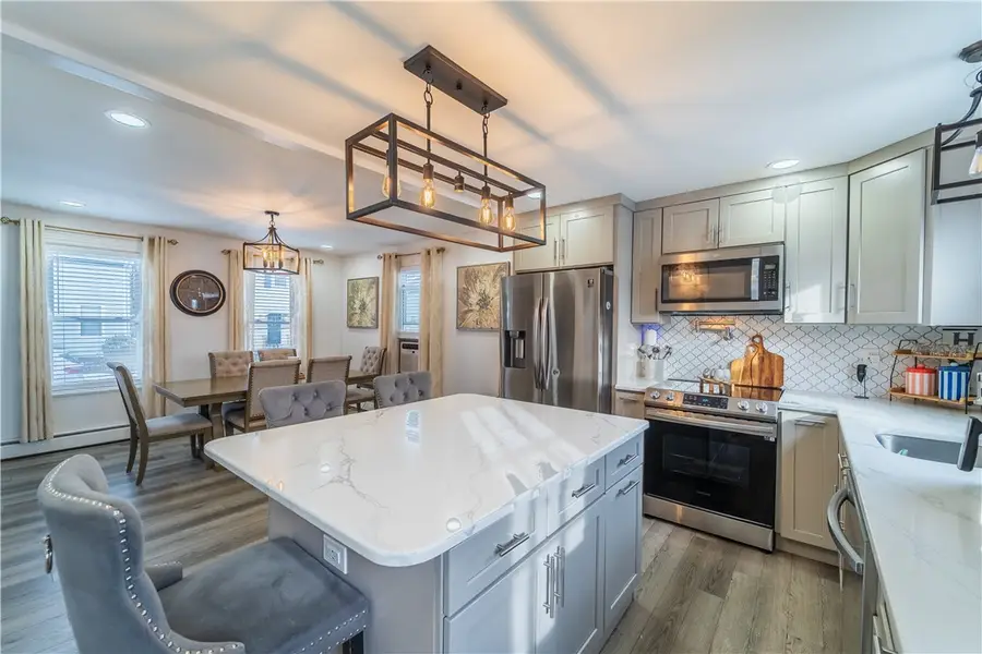 17 Beecher Street, Pawtucket, RI 02860 - Image #2