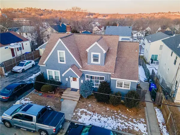 25 Hymer Street, Providence, RI 02908