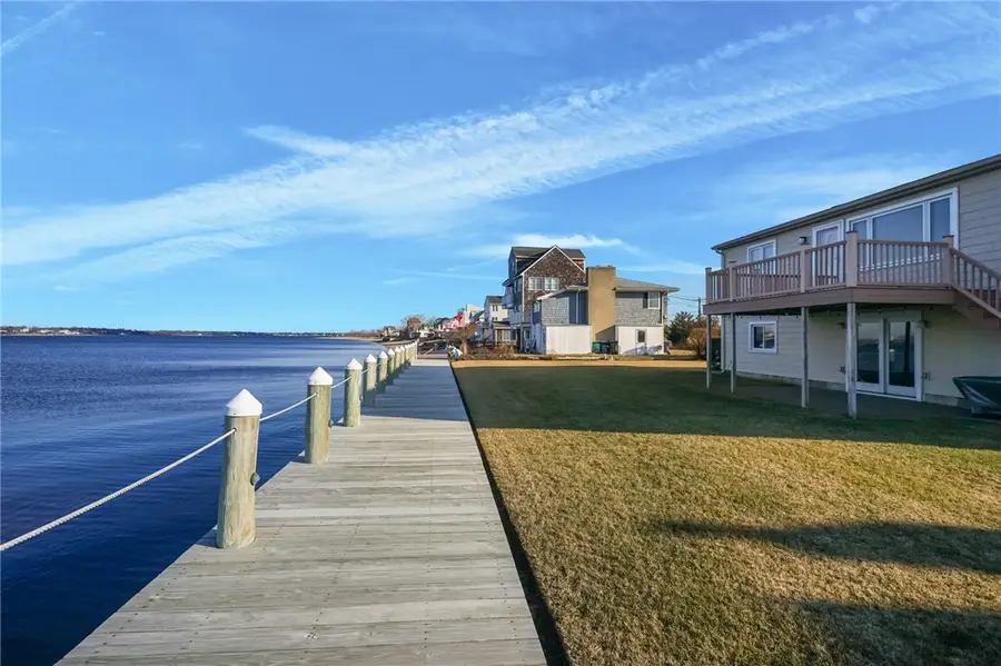 240 Shawomet Avenue, Warwick, RI 02889 - #3