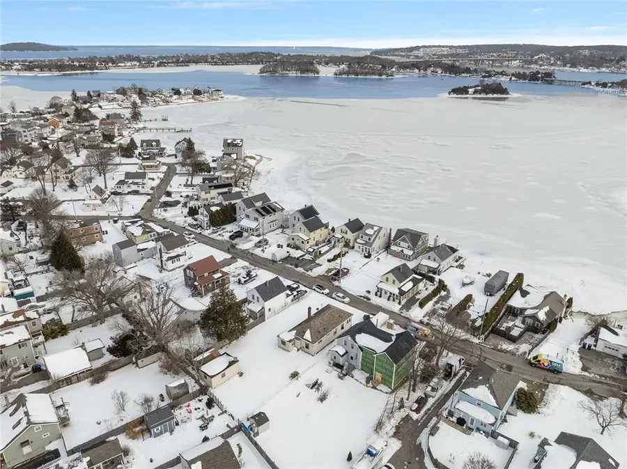 47 Cedar Avenue, Portsmouth, RI 02871 - #2