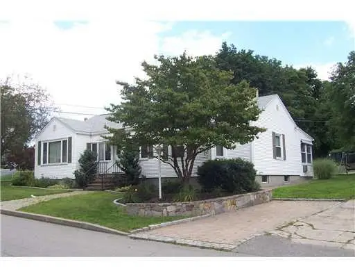 118 Summit Avenue, West Warwick, RI 02893