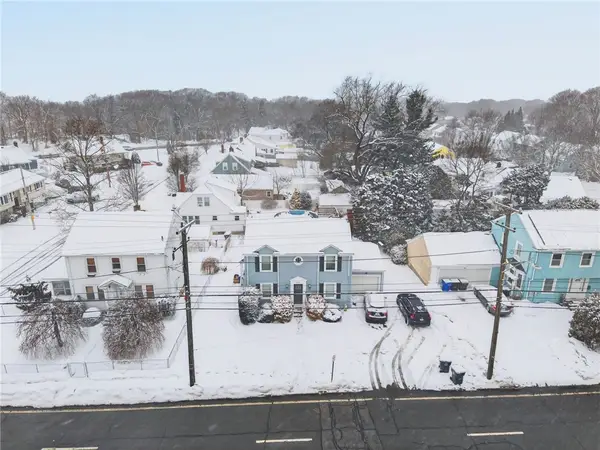 2941 Pawtucket Avenue, East Providence, RI 02915