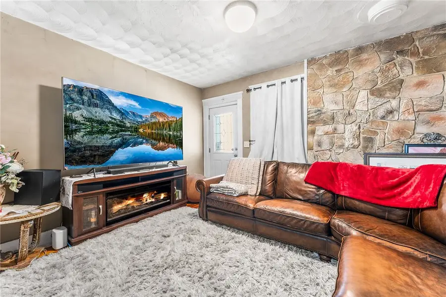 489 Benefit Street, Pawtucket, RI 02861 - #2