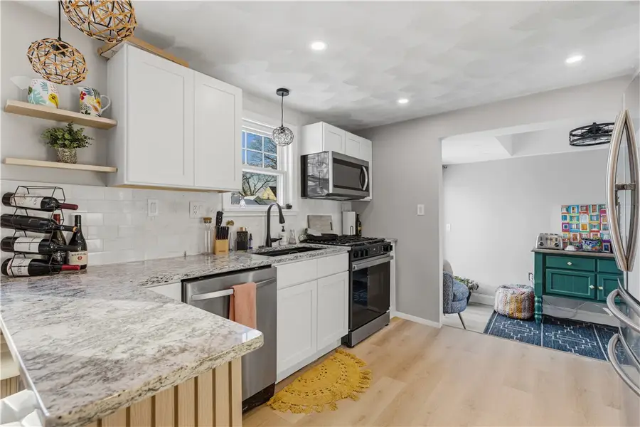 44 Woodstock Drive, Warwick, RI 02889 - #3