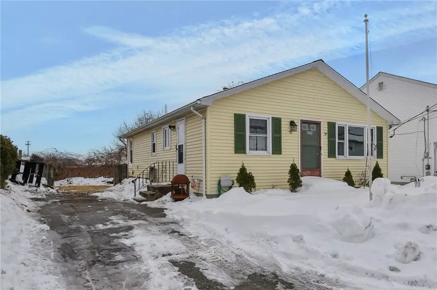 57 Whirlaway Place, Pawtucket, RI 02861 - #2