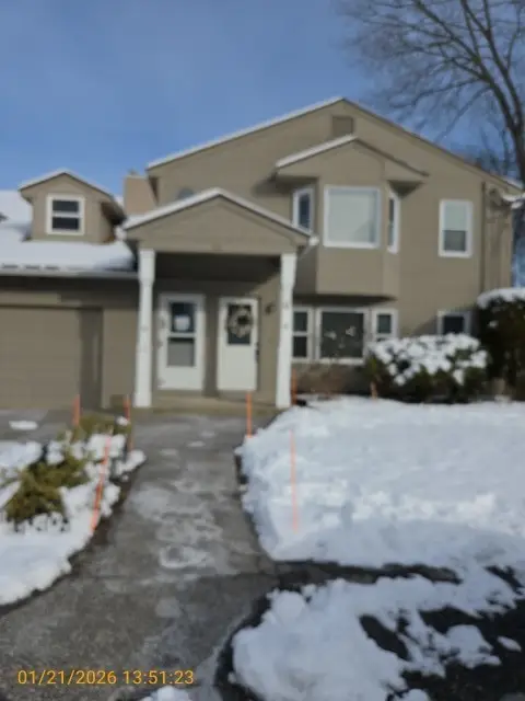 38 Stone Trail #D, North Providence, RI 02904