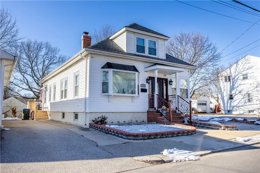 210 Lynch Street, Providence, RI 02908 - #2