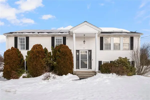 789 High Street, Cumberland, RI 02864