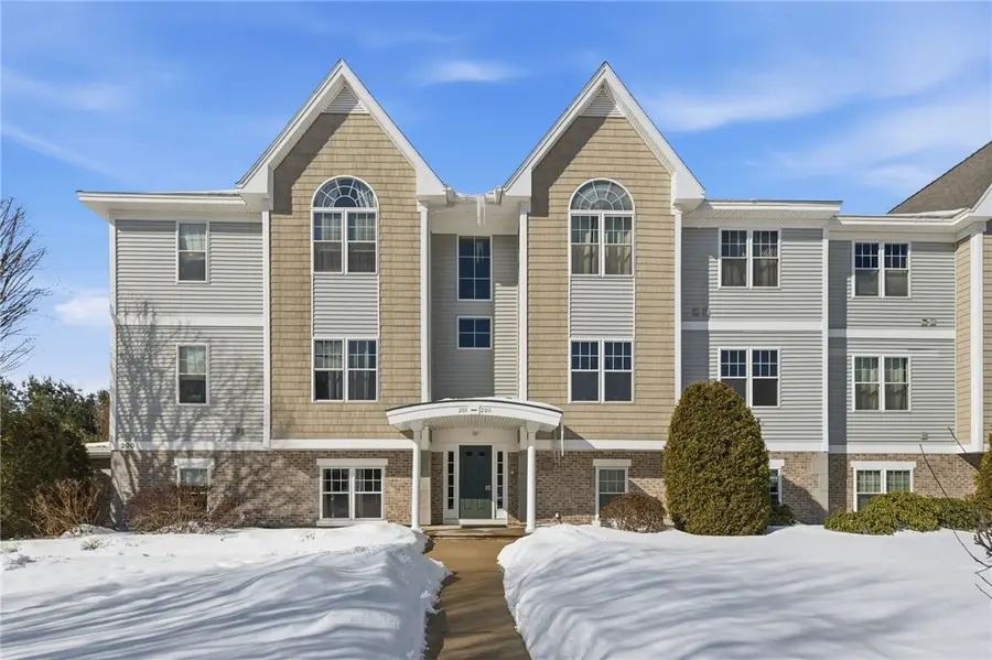 200 Roger Williams Avenue #201, Rumford, RI 02916 - #2