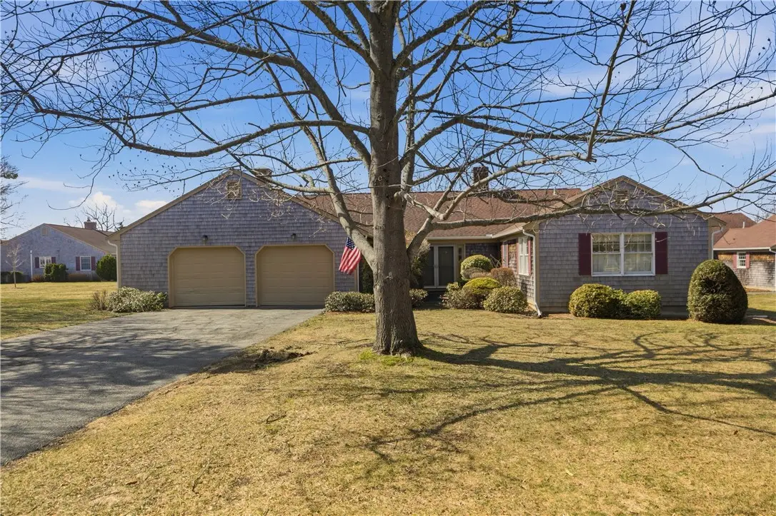 31 Belmont Drive, Portsmouth, RI 02871 - #1