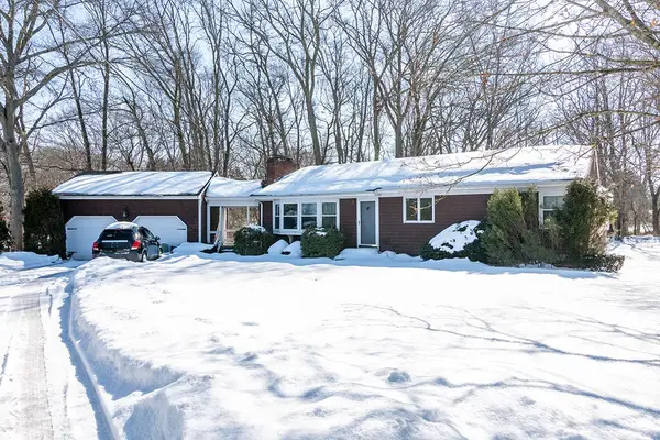 105 Florence Street, Tiverton, RI 02878