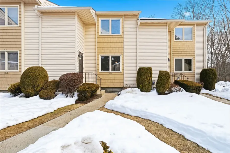 500 Greenwich Avenue #124, West Warwick, RI 02893 - #2