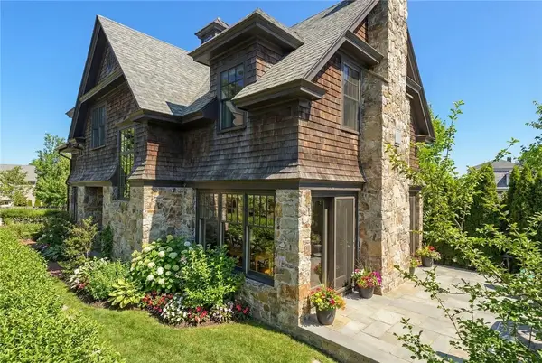 29 Prairie Avenue #9, Newport, RI 02840