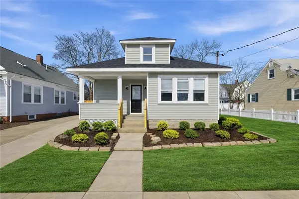 53 Oriole Avenue, Pawtucket, RI 02860