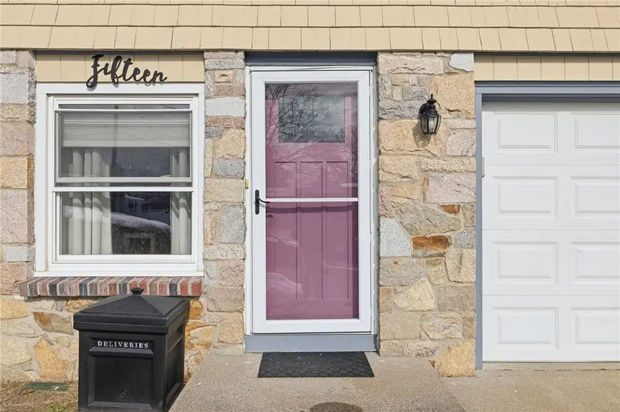 15 Anita Road, Johnston, RI 02919 - #2