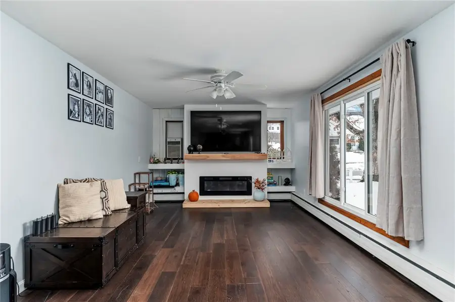 42 Woodland Drive, West Warwick, RI 02893 - #3