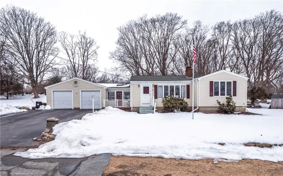 22 Maple Drive, Portsmouth, RI 02871 - #3