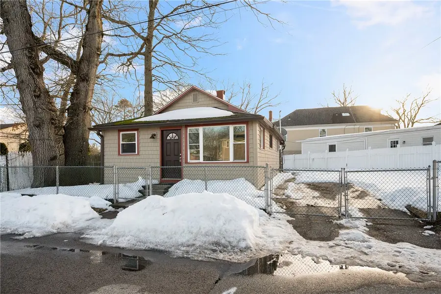 17 Ardway Avenue, Warwick, RI 02889 - #2