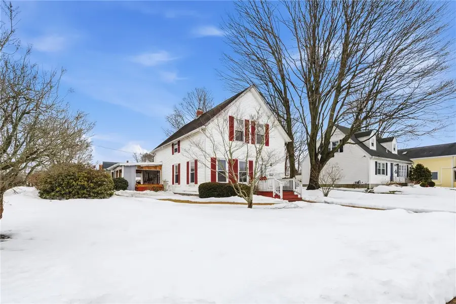 131 Columbia Street, Wakefield, RI 02879 - #3