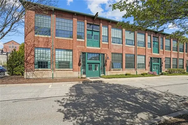 180 Allen Street #104, Woonsocket, RI 02895