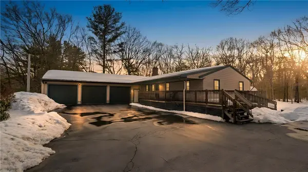 89 Carrs Pond Road, West Greenwich, RI 02817