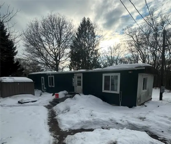 49 Tomaquag Road, Hopkinton, RI 02808