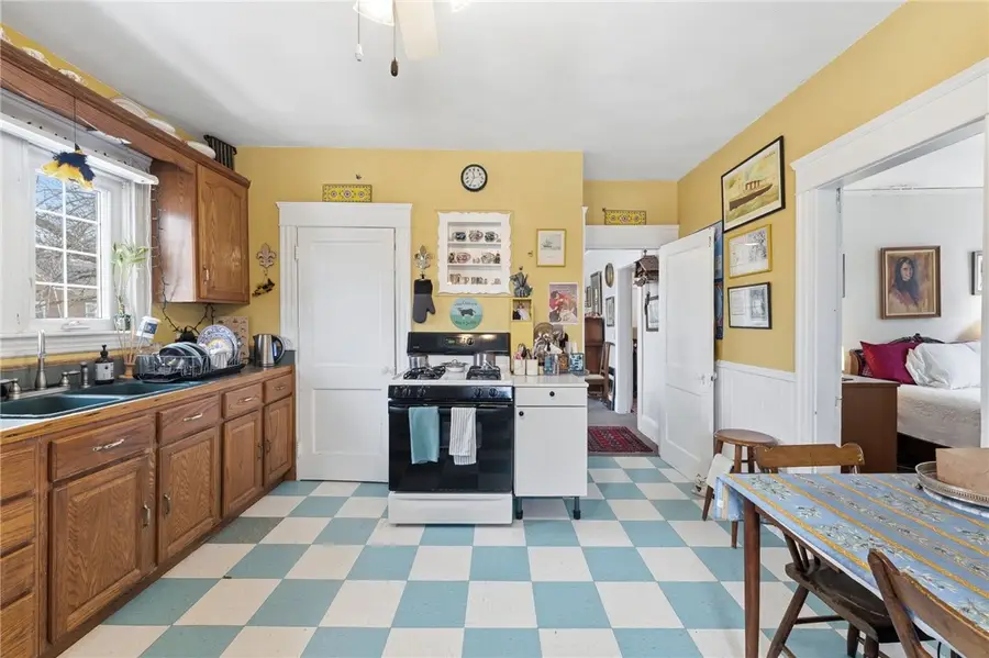 153 Fourth Street, Providence, RI 02906 - #3